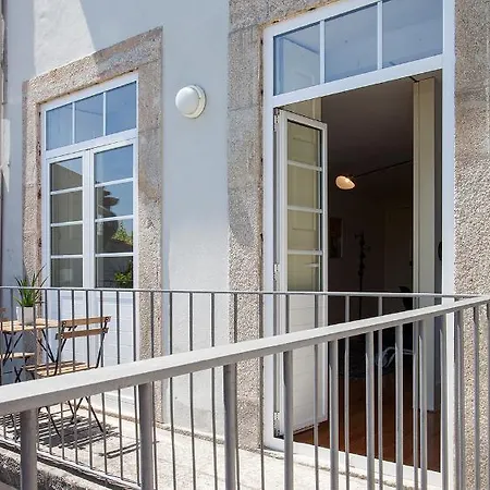Secret Balcony Apartment